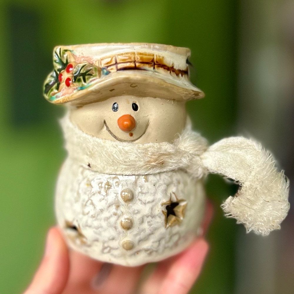 Vintage Snowman Winter Seasonal Festive Pottery Ceramic Tealight Candle Holder - Picture 2 of 12